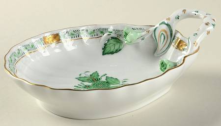 Chinese Bouquet Green (AV) 6" Shell Shaped Bowl