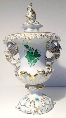 Chinese Bouquet Green (AV) Covered Vase