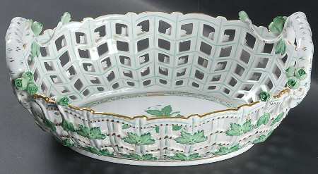 Chinese Bouquet Green (AV) 10" Oval Open Weave Basket