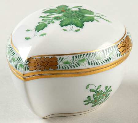 Chinese Bouquet Green (AV) 3" Heart Shape Bon Bon & Lid