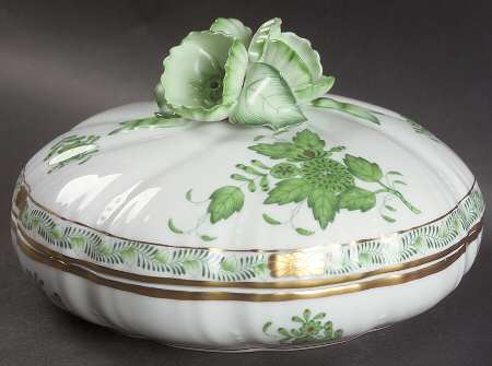 Chinese Bouquet Green (AV) 6" Candy Box with Lid