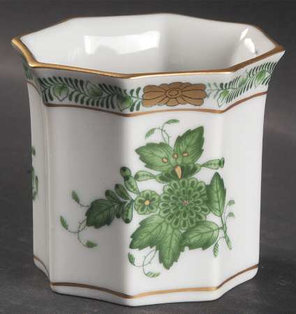 Chinese Bouquet Green (AV) Cigarette Holder by Herend