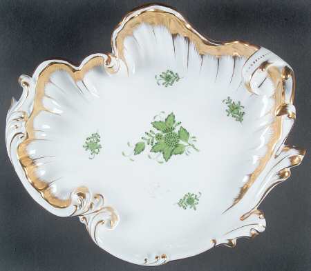 Chinese Bouquet Green (AV) Rococo/Wave Dish by Herend
