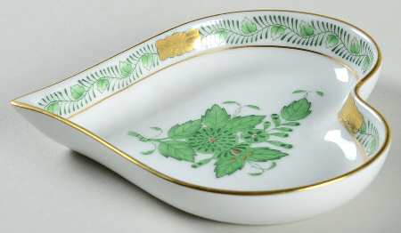 Chinese Bouquet Green (AV) Heart Shaped Tray