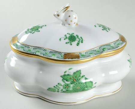Chinese Bouquet Green (AV) Oblong Bon Bon & Lid