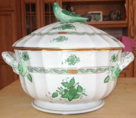 Chinese Bouquet Green (AV) Tureen & Lid