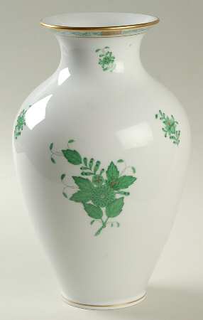 Chinese Bouquet Green (AV) 9" Vase