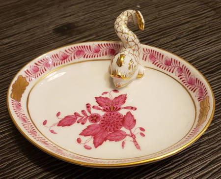 Chinese Bouquet Raspberry (AP) 3" Oval Ashtray