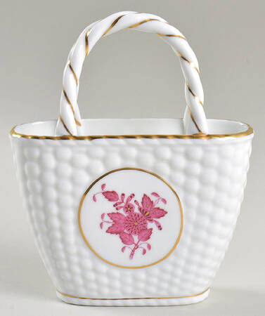 Chinese Bouquet Raspberry (AP) Small Basket