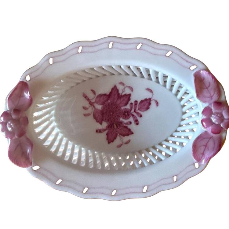 Chinese Bouquet Raspberry (AP) 3" Oval Open Weave Basket