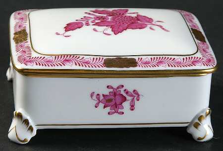 Chinese Bouquet Raspberry (AP) Cigarette Box & Lid