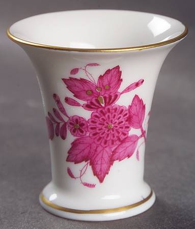 Chinese Bouquet Raspberry (AP) 2" Vase