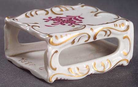Chinese Bouquet Raspberry (AP) Match Box Holder