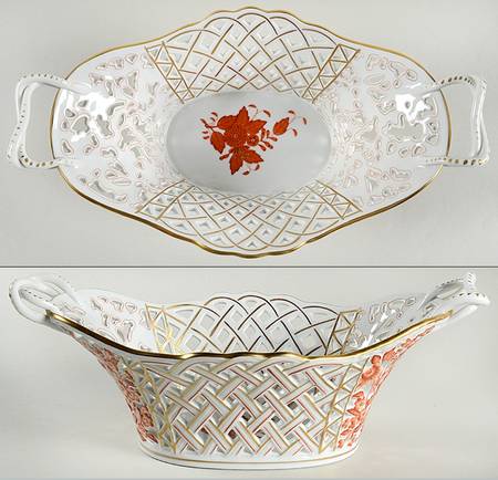 Chinese Bouquet Rust (AOG) 11" Oval Pierced Basket