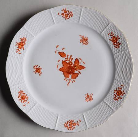 Chinese Bouquet Rust (AOG) Dinner Plate