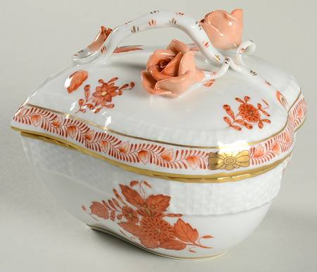 Chinese Bouquet Rust (AOG) 4" Heart Shape Bon Bon & Lid