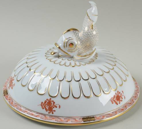 Chinese Bouquet Rust (AOG) Lid for Dolphin Handle & Finial Tureen