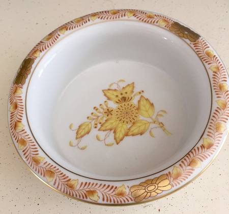 Chinese Bouquet Yellow (AJ) Center Piece for 7 Pc Hors D'Ouevre Set