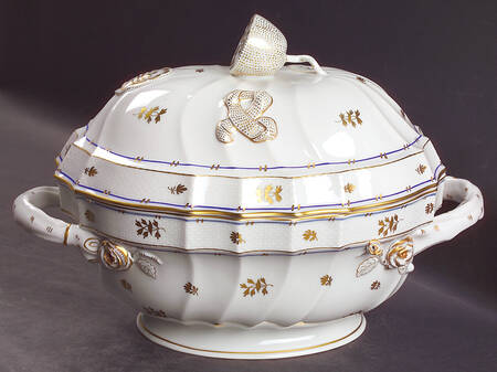 Coronation (Bat) Tureen &  Lid