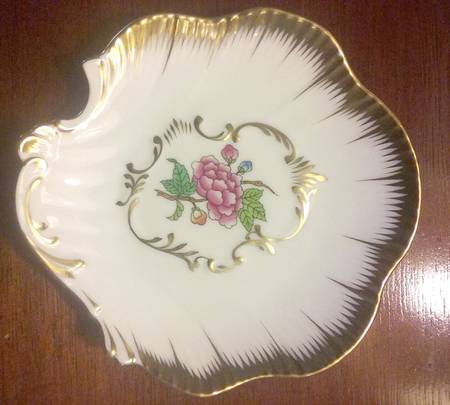 Eton 4" Shell Shaped Dish