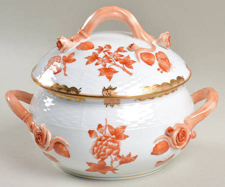 Fortuna (Vboh) Bean Pot & Lid