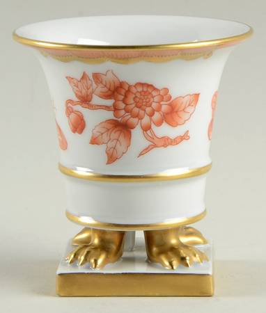 Fortuna (Vboh) Small Claw Footed Vase