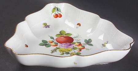 Fruits & Flowers (BFR) 10" Triangular Vegetable Bowl