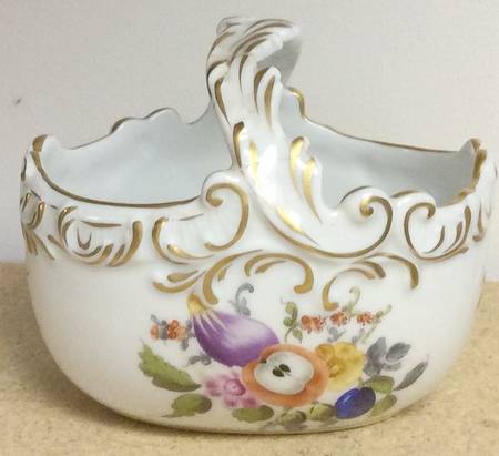 Fruits & Flowers (BFR) Small Oval Basket with Handle