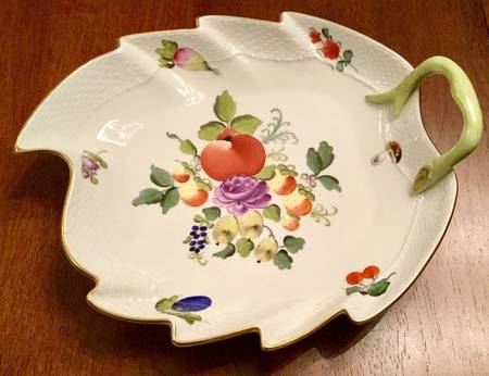Fruits & Flowers (BFR) 9" Leaf Dish