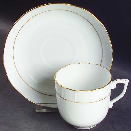 Golden Edge Newer (HDE) Mocha Cup & Saucer Set