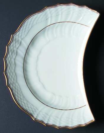 Golden Edge Older (HD) Crescent Salad Plate