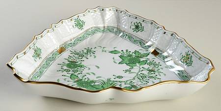Indian Basket Green (FV) 10" Triangular Vegetable Bowl