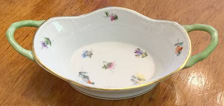 Kimberly (MF) 4" Oval Basket with Handles