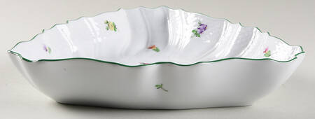 Lindsay (LY) 10" Triangular Vegetable Bowl