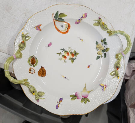 Market Garden (FR) 14" Handled Chop Plate (Round Platter)