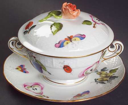 Market Garden (FR) Cream Soup Bowl & Saucer Set with Lid