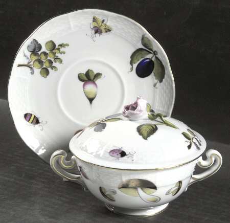 Market Garden (FR) Cream Soup Bowl & Saucer Set with Lid