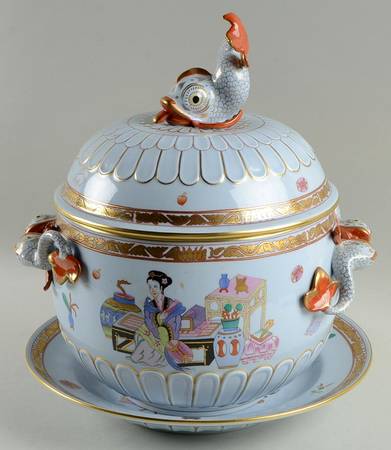 Ming (Blue Background) Dolphin Tureen wLid & Underplate