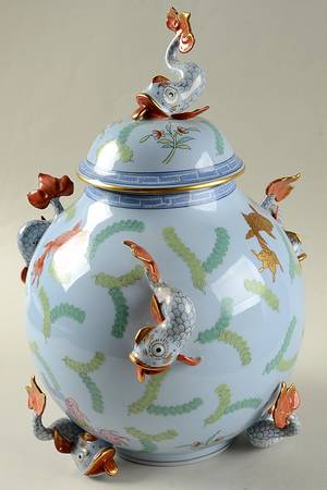 Poisson (PO) (Blue Background) Large Temple Jar & Lid