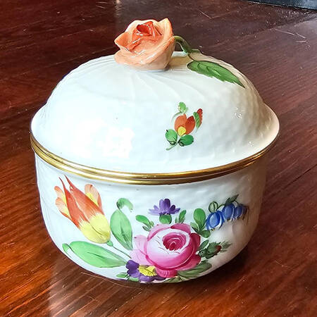 Printemps (BT) Sugar Bowl & Lid