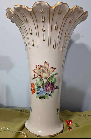 Printemps (BT) 14" Flared Vase