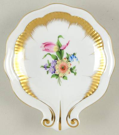 Printemps (BT) Shell Shaped Bowl