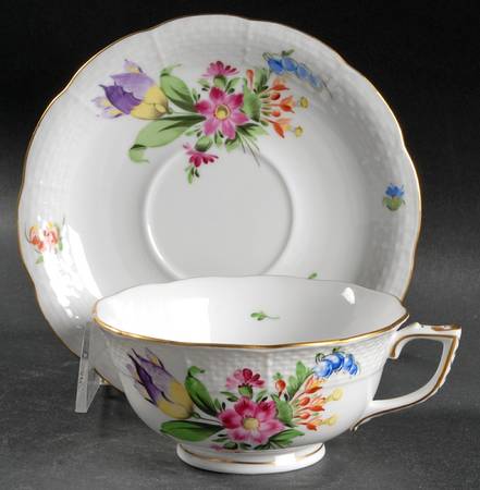 Printemps (BT) Footed Cup & Saucer Set