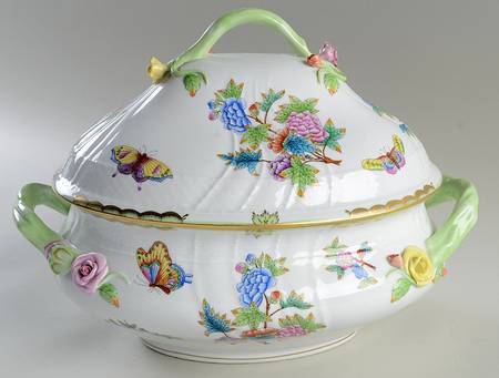 Queen Victoria (Green Border) Oval Tureen & Lid
