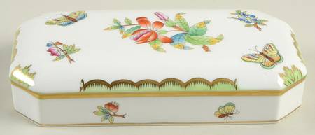 Queen Victoria (Green Border) Oblong Box & Lid
