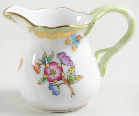 Queen Victoria (Green Border) Individual Creamer