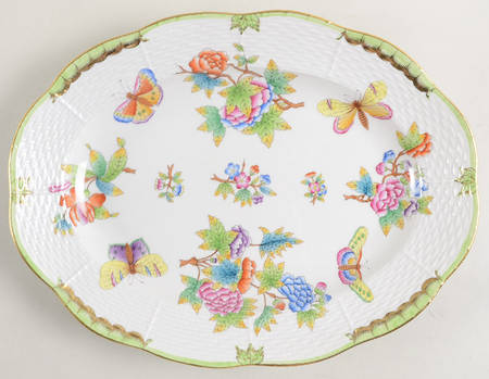 Queen Victoria (Green Border) 12" Oval Serving Platter