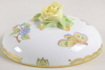 Queen Victoria (Green Border) Lid for Bon Bon