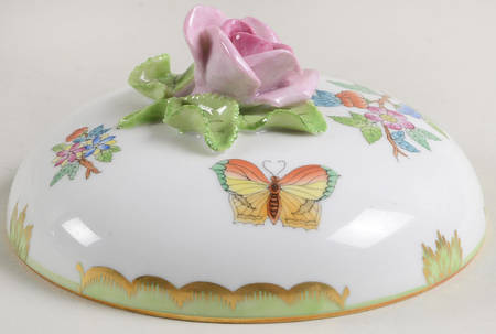 Queen Victoria (Green Border) Lid for Bon Bon