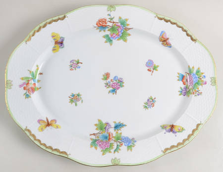 Queen Victoria (Green Border) 18" Oval Serving Platter